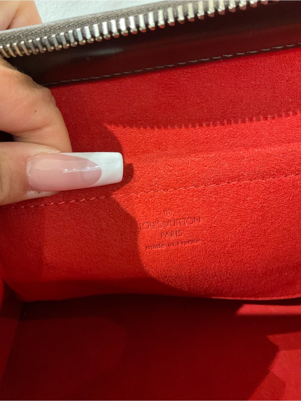 Louis Vuitton Bag - Picture 7 of 10